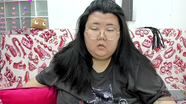 Nadine_asian webcam