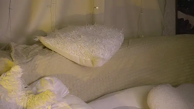 AnnyBangs webcam
