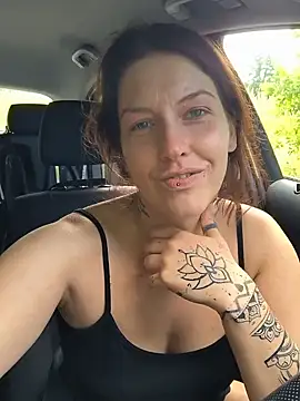 AmberLayla webcam