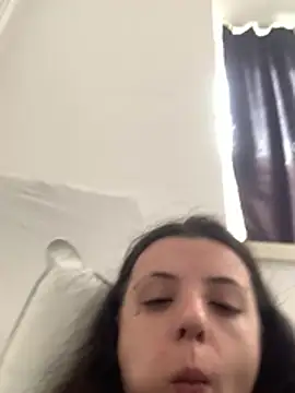bunnythetailor webcam