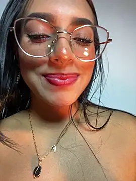 Linda_Saenz_ webcam