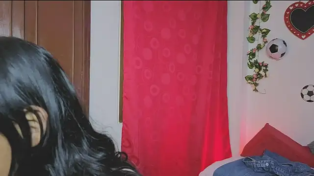 PaulaCutexs webcam