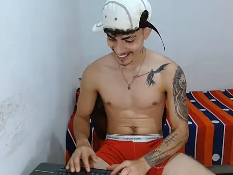 Arzu_08 live cam on StripChat