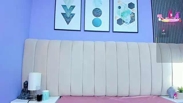 leela_ray webcam