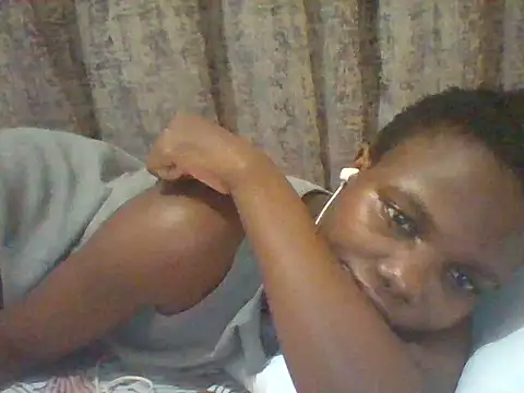 tina_2030 webcam