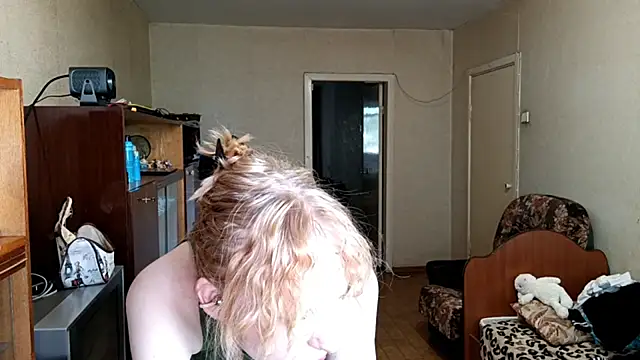 CuteLittleAngel webcam