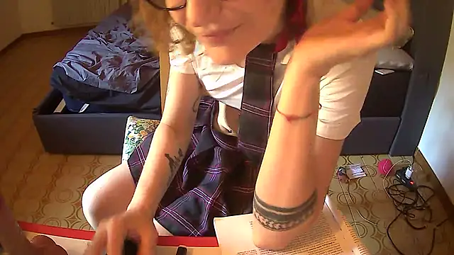 Latuastudentessa webcam