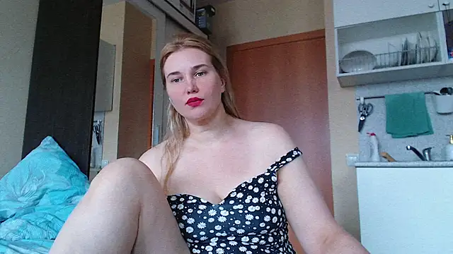 mmmPinUpGirl webcam