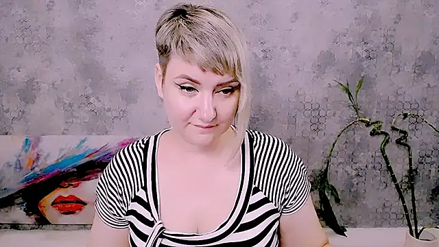 Djullia webcam