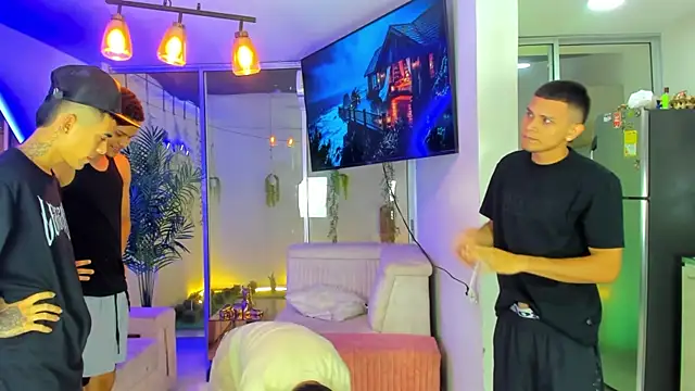 Houseofwarrios webcam