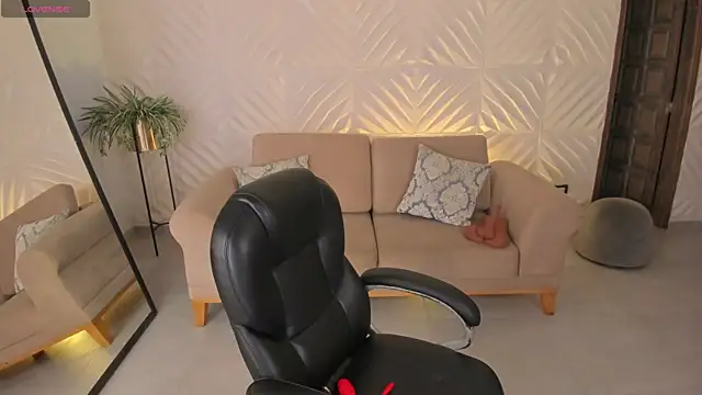KylaMorrison webcam