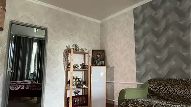 SpotlessParaffin webcam