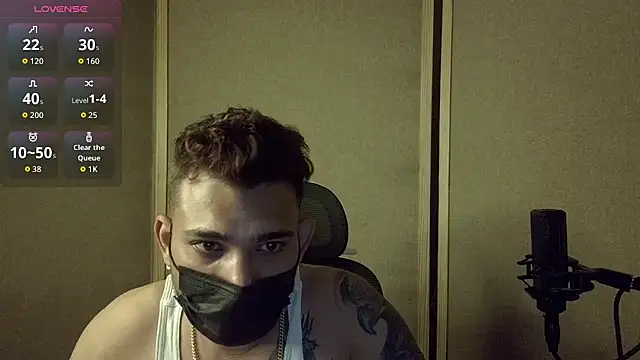Baddies_Lover webcam