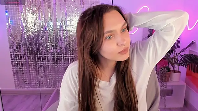 ChloeSunny webcam