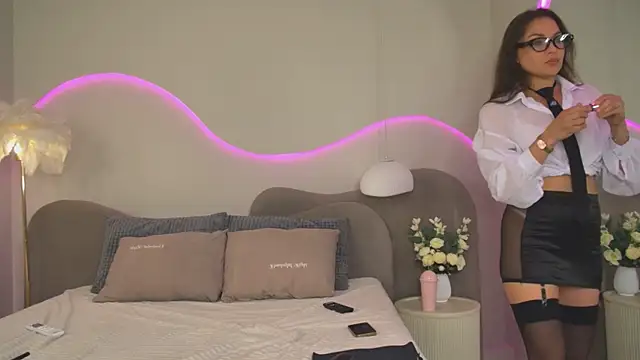 Nicole_Space webcam