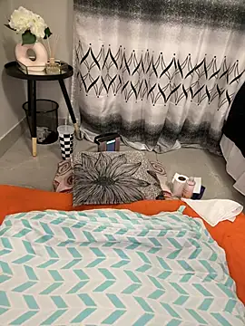 Nicole_bash webcam