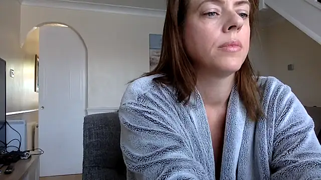 ElizabethArden42- webcam
