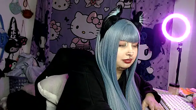 lussyevans24 webcam