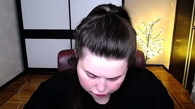 Emily_Mo webcam