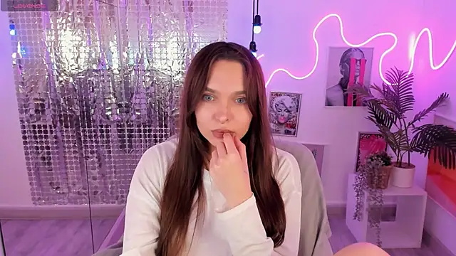 ChloeSunny webcam