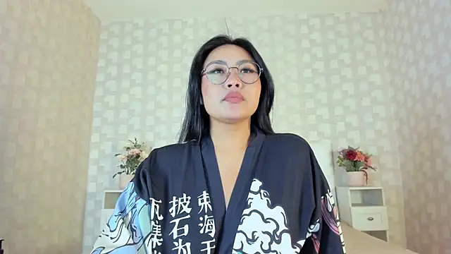 NatsumiHun live cam on StripChat