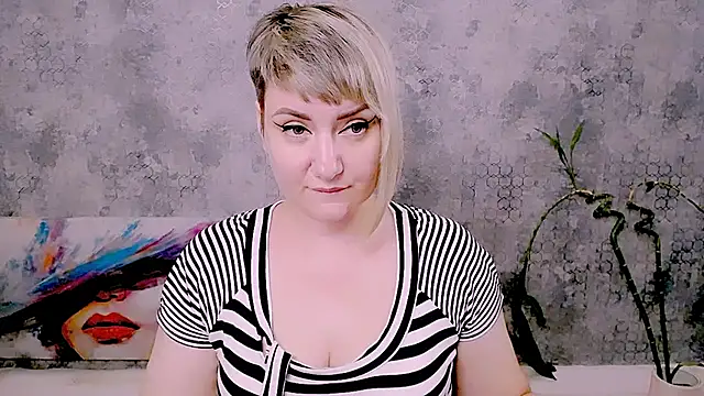 Djullia webcam