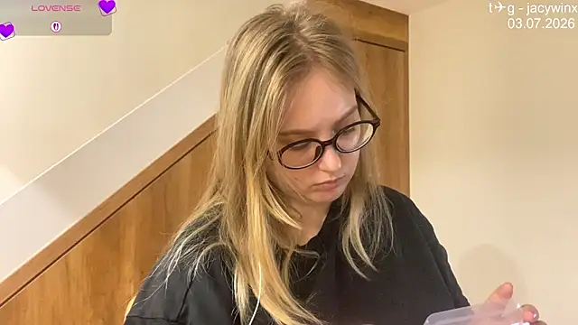 JacyWinslat webcam