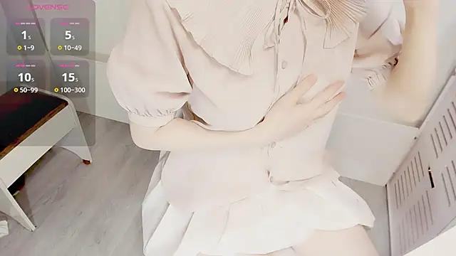 mimi_babyyy webcam