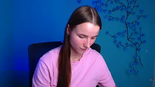Eva_Janee