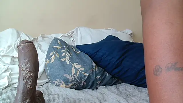 KinkyJXxX's black male cam and chat room