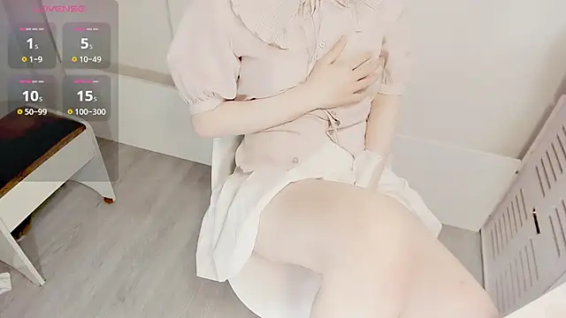 mimi_babyyy webcam