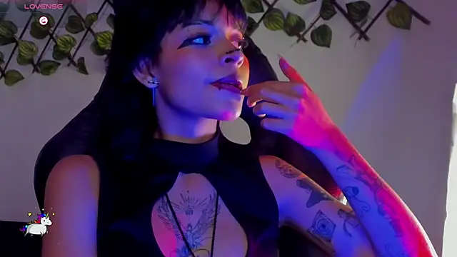 Anny_Kiitty webcam