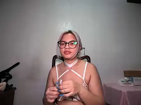 Tina_Slick webcam