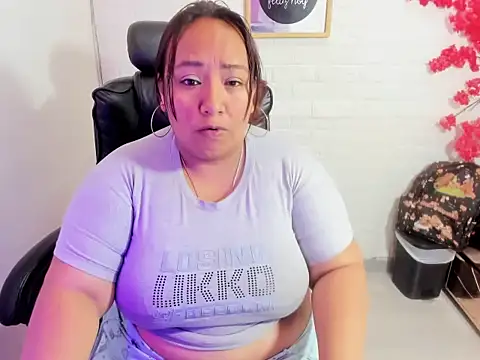 Shara_Oz webcam