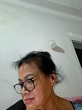 Hotestlove webcam