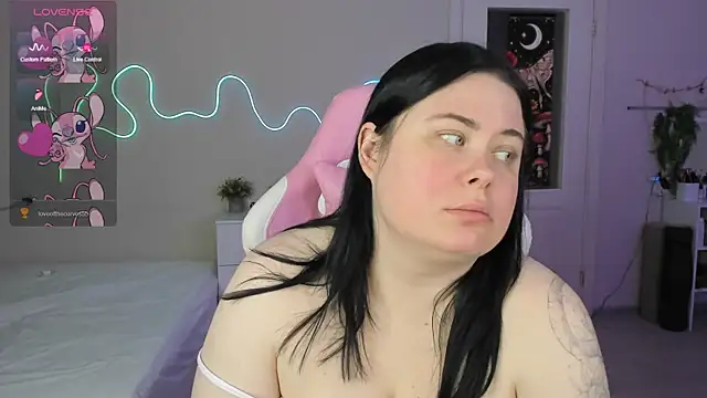 Akemi_BBW webcam
