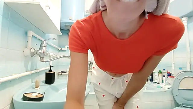 Sexyadventuregirl webcam