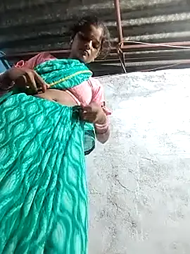 Maya_bhoji webcam