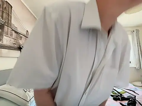 Curvy-Jinx webcam