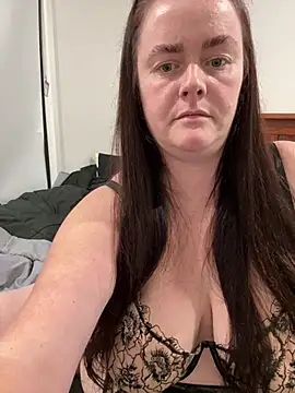 carinabro10 webcam