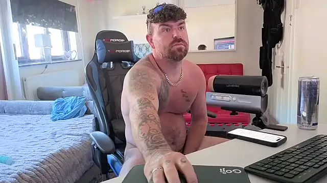 Naughtybihubbyxx webcam