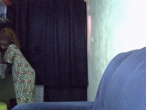 smallgirlly01 webcam