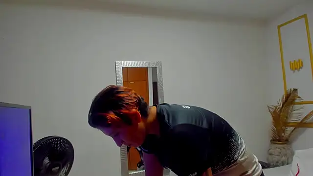 mistress_flame webcam