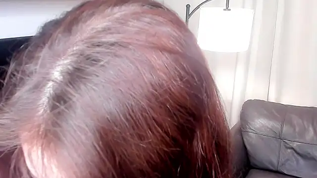 JuleeKnowell webcam