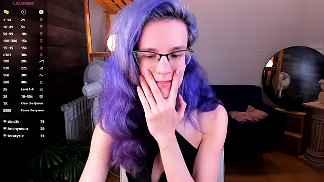 AuraLaunni webcam