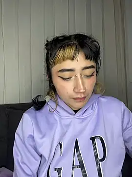 baby_akuma webcam