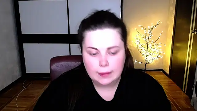 Emily_Mo webcam