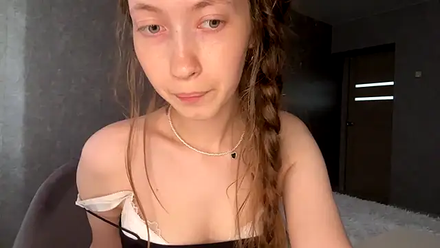 Emily_Mur_ webcam