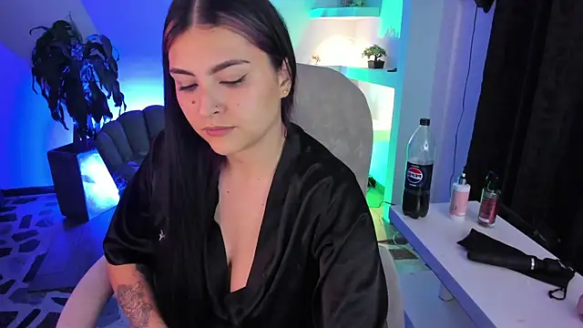 TifanyWhite_ webcam
