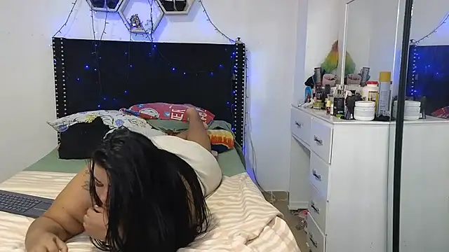 charlotte_077 webcam